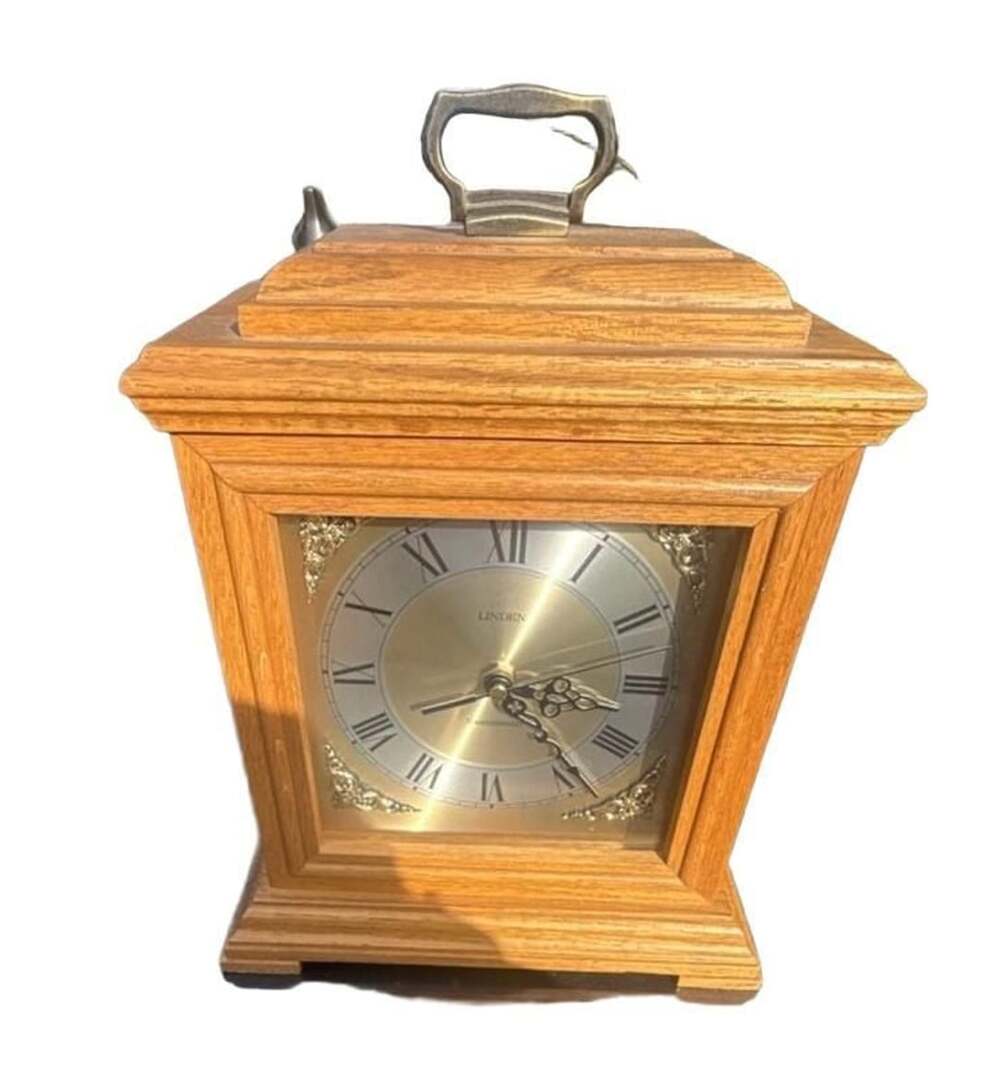 Vintage Linden Quartz Westminster Chime Oak Wood Mantel Clock